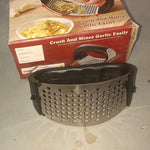 Stainless Steel Garlic Presser  / Crusher (Multicolor)