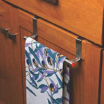 Bathroom towel rod